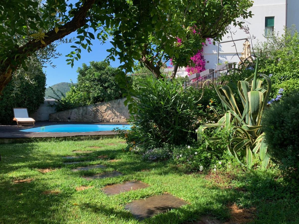 Villa Pineland Borghetto Santo Spirito Eksteriør bilde