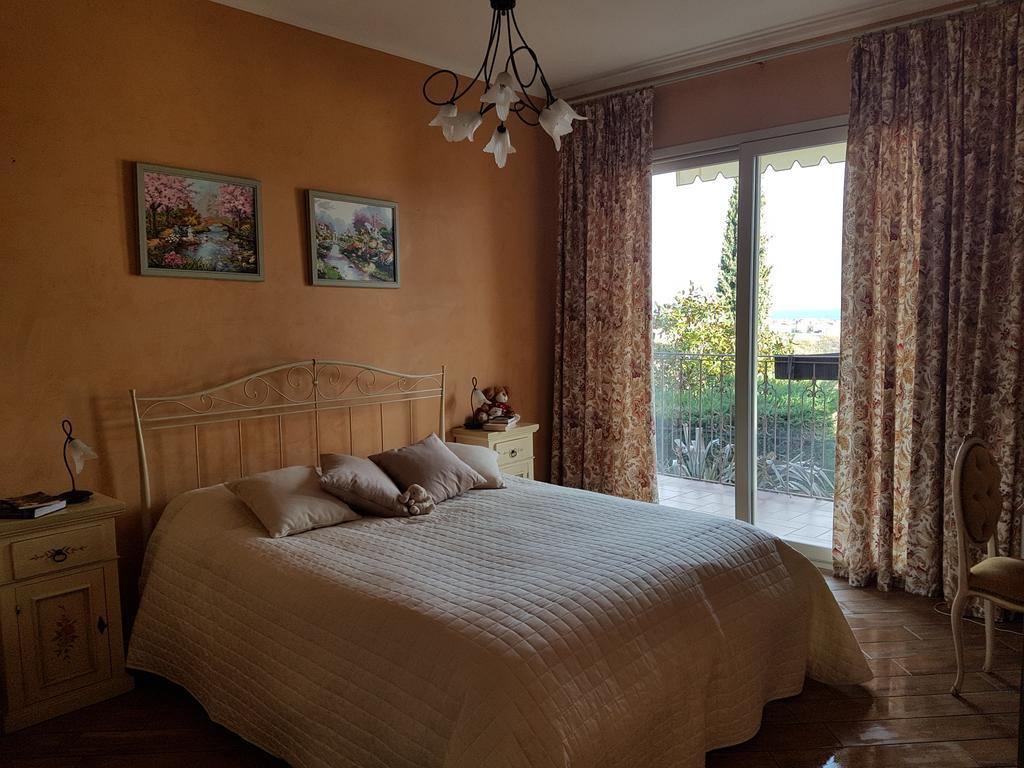 Villa Pineland Borghetto Santo Spirito Eksteriør bilde