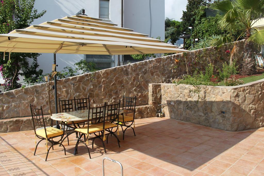 Villa Pineland Borghetto Santo Spirito Eksteriør bilde