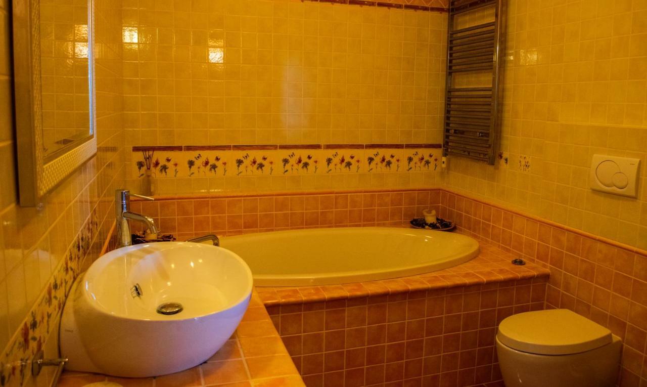 Villa Pineland Borghetto Santo Spirito Eksteriør bilde